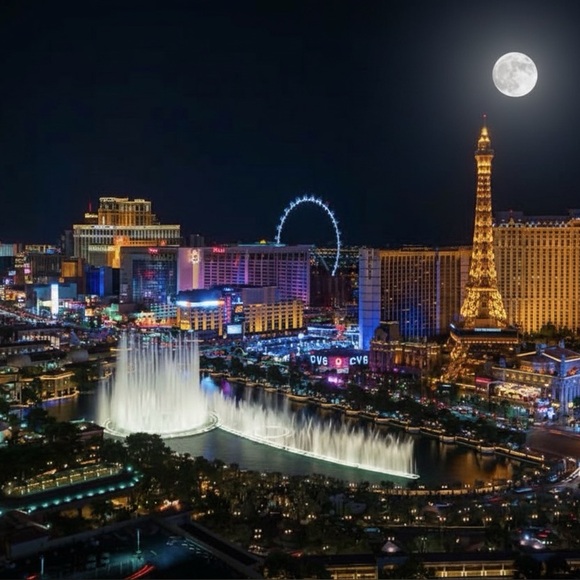 Atomicblonde24 π Lux Show π All $3 Starts π Letβs Go π Nonstop Givvys π - Picture 8 of 17